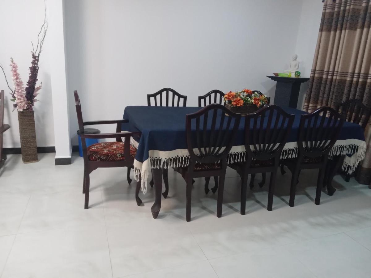 Bed and Breakfast Sky Bloom Homagama Zewnętrze zdjęcie